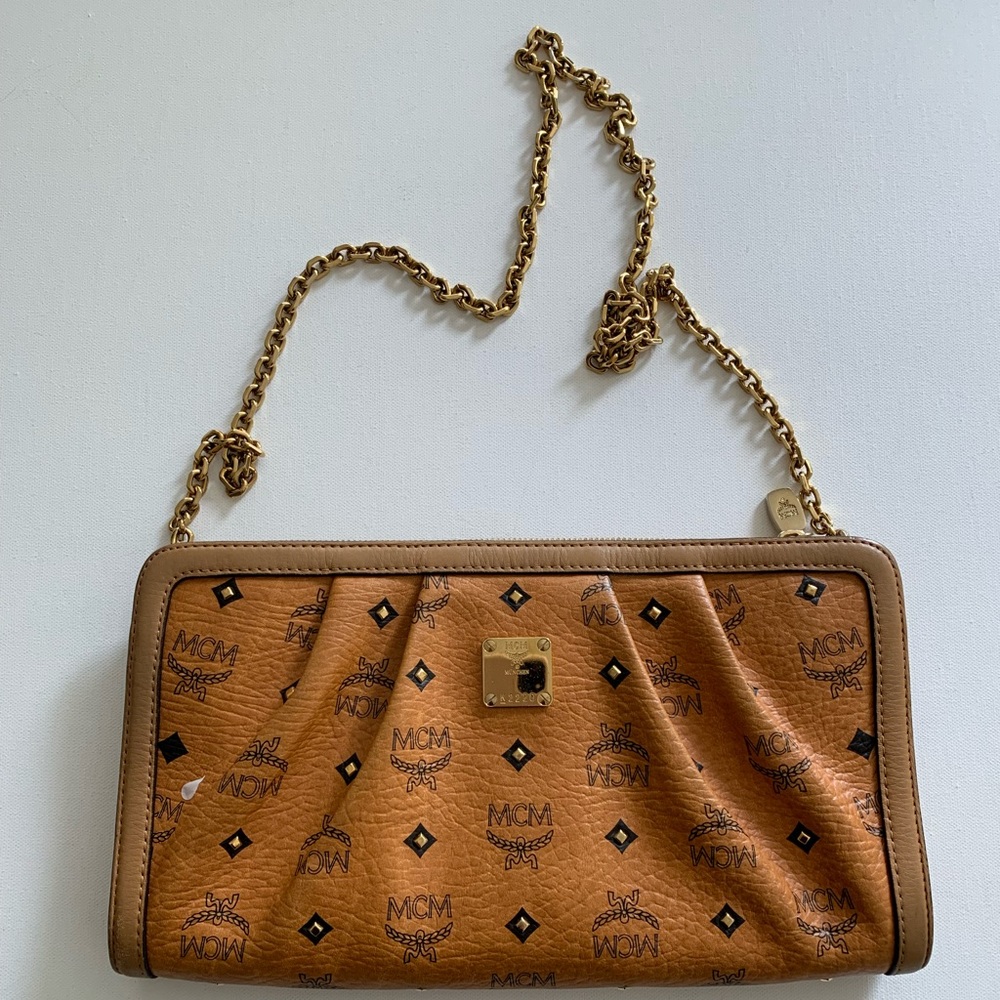 SOLD! HP ๐ PRICE DROP! ๐ MCM Shoulder Bag - Picture 1 of 7